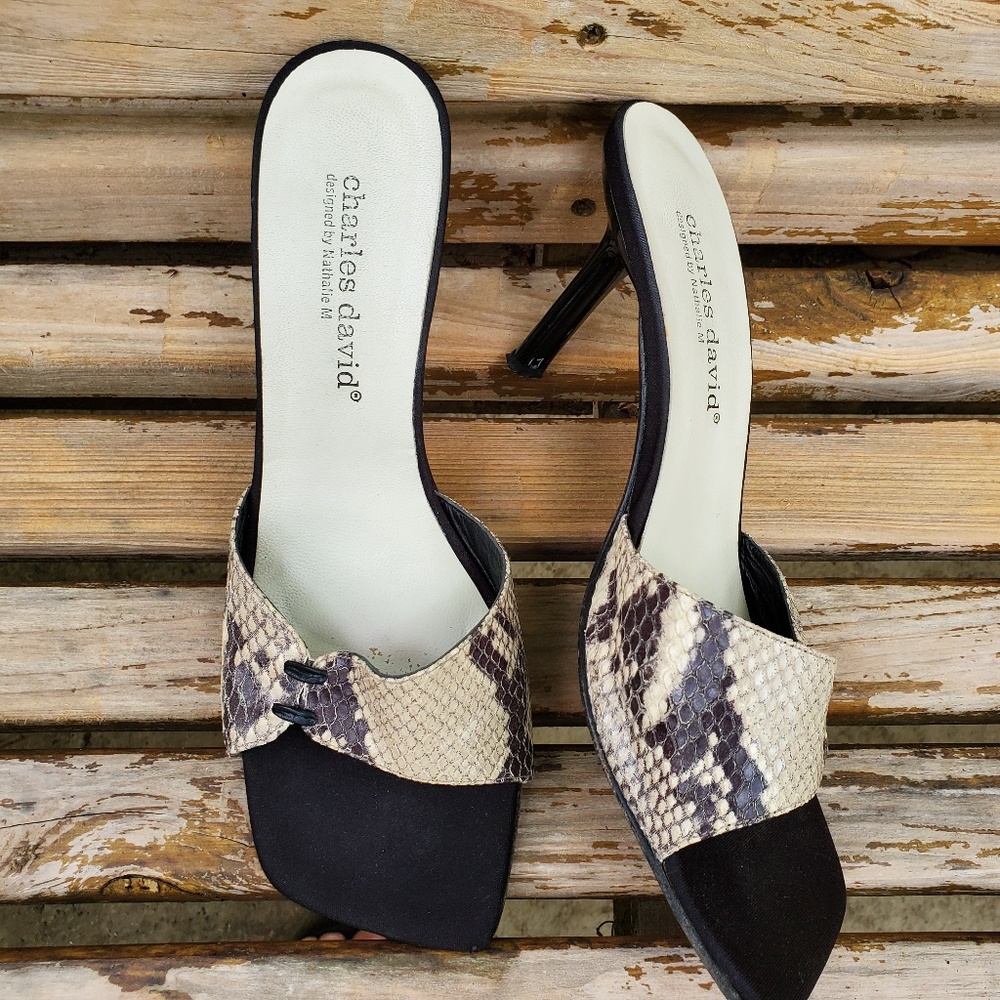 Charles David snakeskin 3" heels, sz 8
